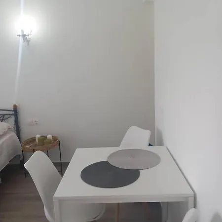 House Daire Malaki